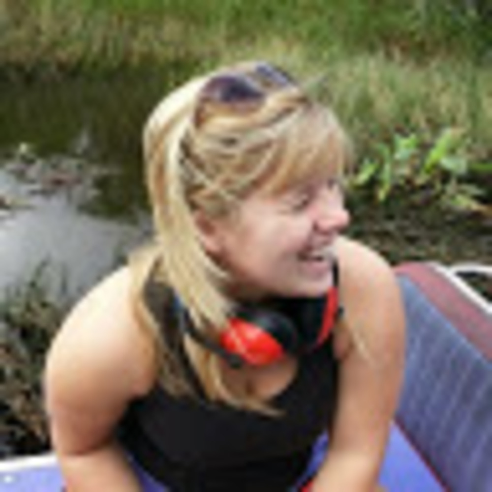 Meet your Posher, Caitlin
